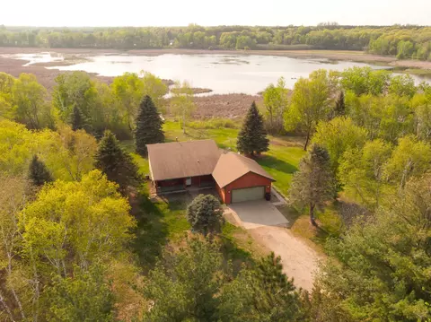 5021 250th St, Forest Lake, MN 55025