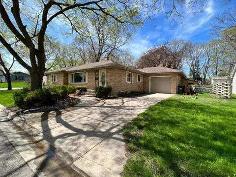 980 12th St, Granite Falls, MN 56241