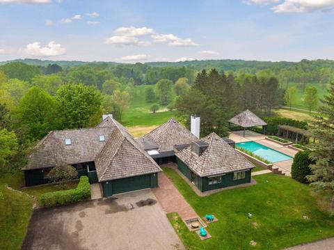 1099 Tamarack Dr, Orono, MN 55356