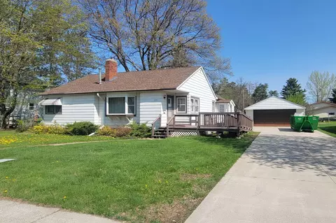 223 1st St NE, Crosby, MN 56441