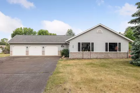 132 E 2nd St, Dresser, WI 54009