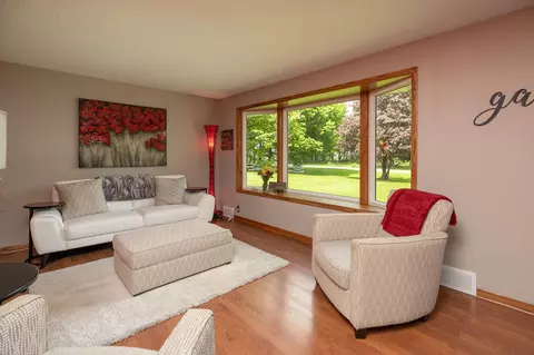 730 W Tracy Rd, Spring Valley, MN 55975 photo 5