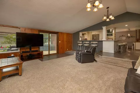 730 W Tracy Rd, Spring Valley, MN 55975 photo 18