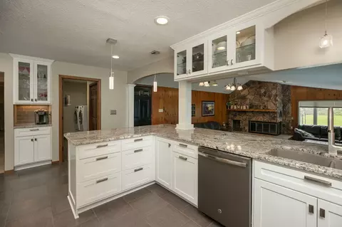 730 W Tracy Rd, Spring Valley, MN 55975 photo 13