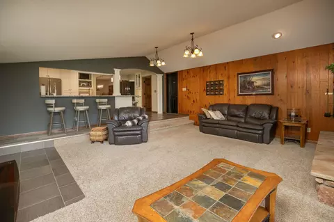 730 W Tracy Rd, Spring Valley, MN 55975 photo 17
