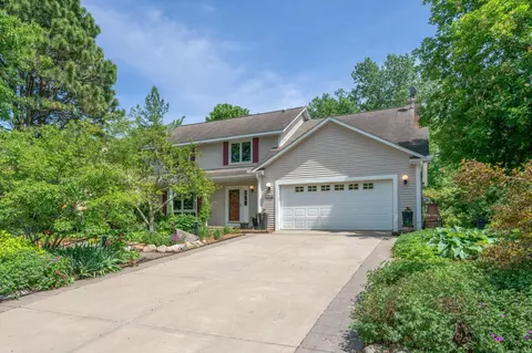 2963 Leyland Trl, Woodbury, MN 55125