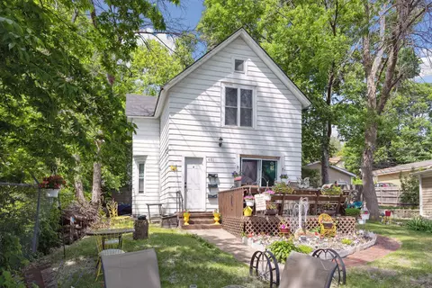 651 Cook Ave E, Saint Paul, MN 55106