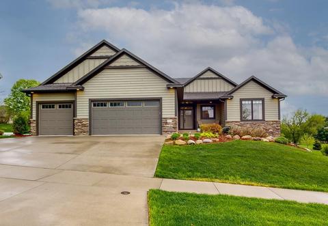 1848 Shannon Oaks Blvd NE, Rochester, MN 55906