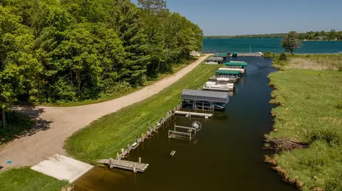 7990 Treefrog Dr NW, Walker, MN 56484 photo 3