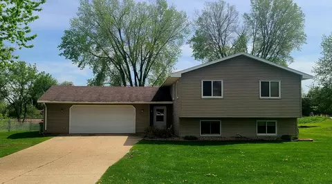 820 4th St NW, Byron, MN 55920