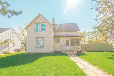 311 Irving St, Alexandria, MN 56308