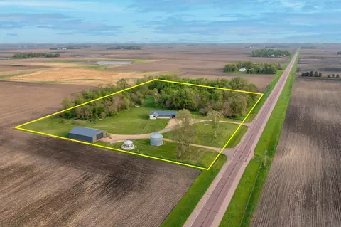429 180th Ave, Ceylon, MN 56121