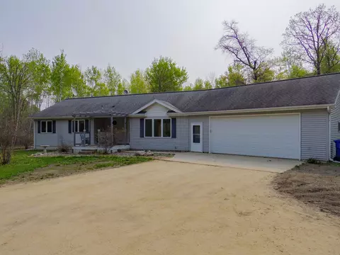 676 Whisperwood Ct SW, Bemidji, MN 56601