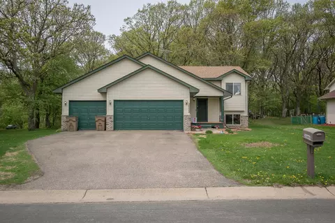 26668 10th St W, Zimmerman, MN 55398