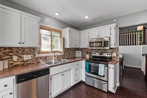 11601 Sumter Ave N, Champlin, MN 55316 photo 2