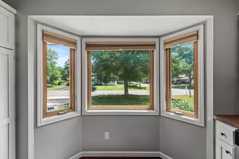 11601 Sumter Ave N, Champlin, MN 55316 photo 4