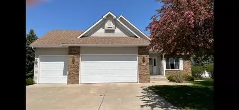6227 Cape East Ct, Saint Cloud, MN 56303