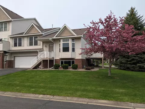 20661 Hampshire Way, Lakeville, MN 55044