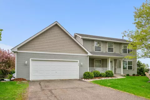 136 Yarrow Ct, Watertown, MN 55388