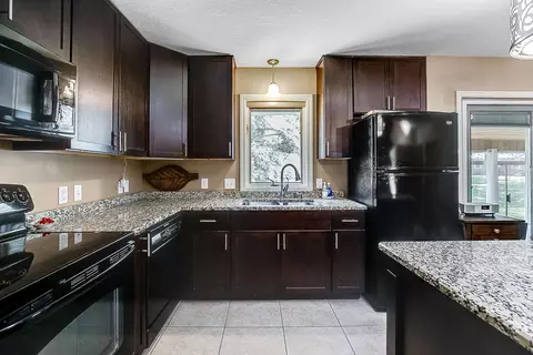 2112 Spruce Pl, White Bear Lake, MN 55110