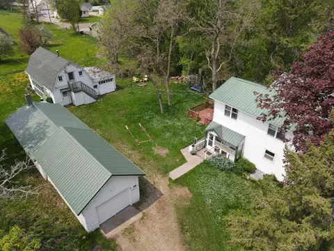 835 8th St SW, Pine City, MN 55063