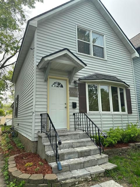 718 Magnolia Ave E, Saint Paul, MN 55106