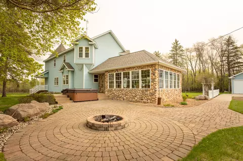 7202 39th Ave NE, Nelson, MN 56355