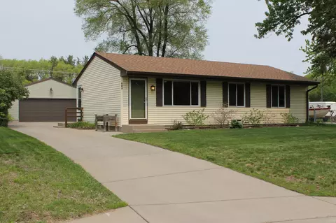 103 Keith Rd, Circle Pines, MN 55014