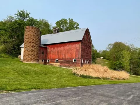 5826 County 21, La Crescent, MN 55947 photo 18