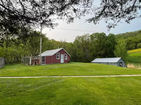 5826 County 21, La Crescent, MN 55947 photo 22