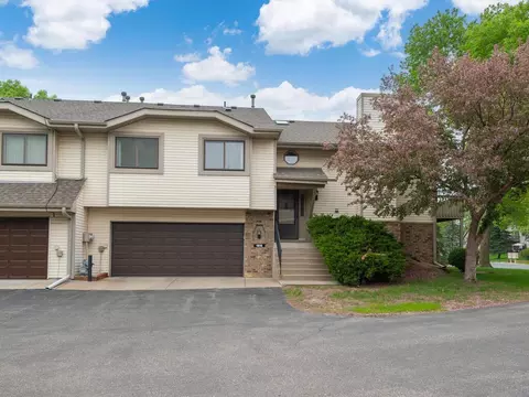 1616 Clemson Dr, Eagan, MN 55122