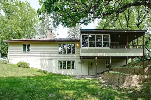 9424 Thomas Rd, Bloomington, MN 55431 photo 16