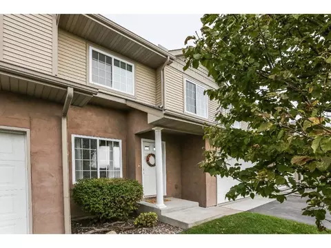 6482 Saddlebred Way, Forest Lake, MN 55025