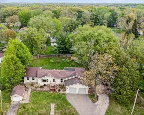 28125 Old Towne Rd, Chisago City, MN 55013
