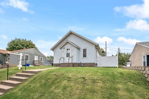 1978 Case Ave E, Saint Paul, MN 55119