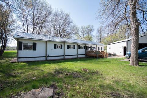 19066 Eastwood Dr, Osakis, MN 56360