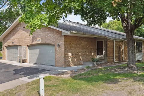 14970 18th Ave N, Plymouth, MN 55447