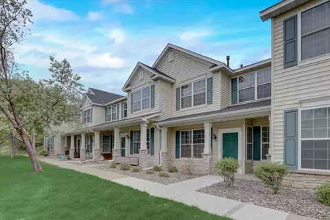14401 Banyan Ln, Rosemount, MN 55068