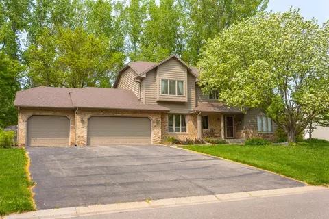 10420 N 31st Ave, Plymouth, MN 55441