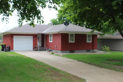 230 Birch St E, Trimont, MN 56176