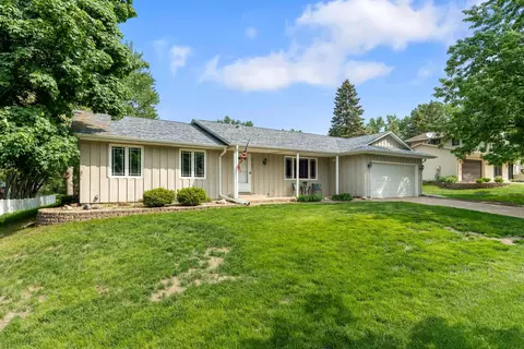 8160 77th St S, Cottage Grove, MN 55016