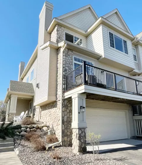 11145 Baltimore St NE UNIT G, Blaine, MN 55449