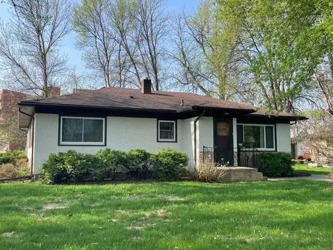 317 Stuart Ave, Crookston, MN 56716