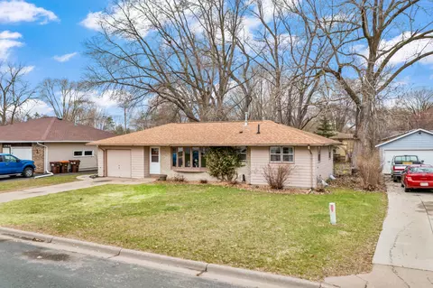 1926 Oak St, Hastings, MN 55033