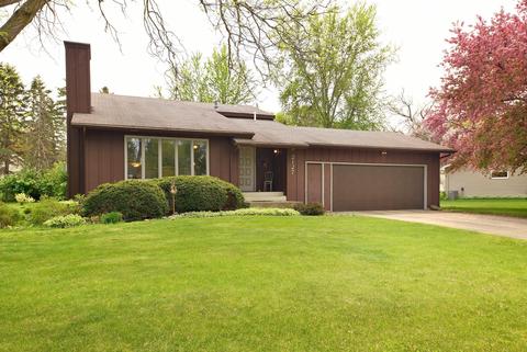 2127 16th St NW, Faribault, MN 55021