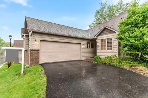 645 Sullivan Dr NE, Columbia Heights, MN 55421