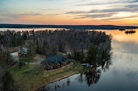 20795 Stony Point Rd, Grand Rapids, MN 55744