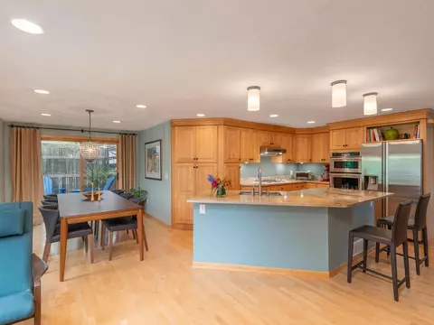 8232 Zenith Ave S, Bloomington, MN 55431