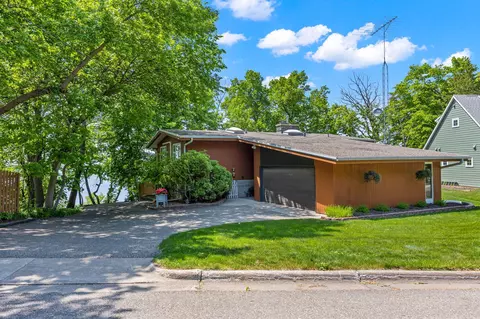 813 1st Ave S, Buffalo, MN 55313