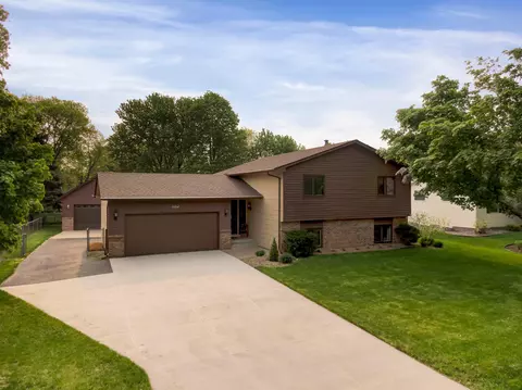 11104 Xenia Ave N, Champlin, MN 55316